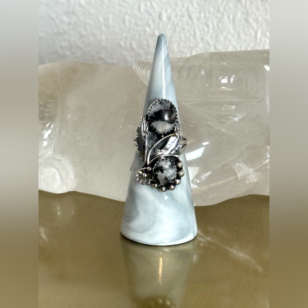 NWT Jimmy Garcia Navajo Handmade White Buffalo Ring